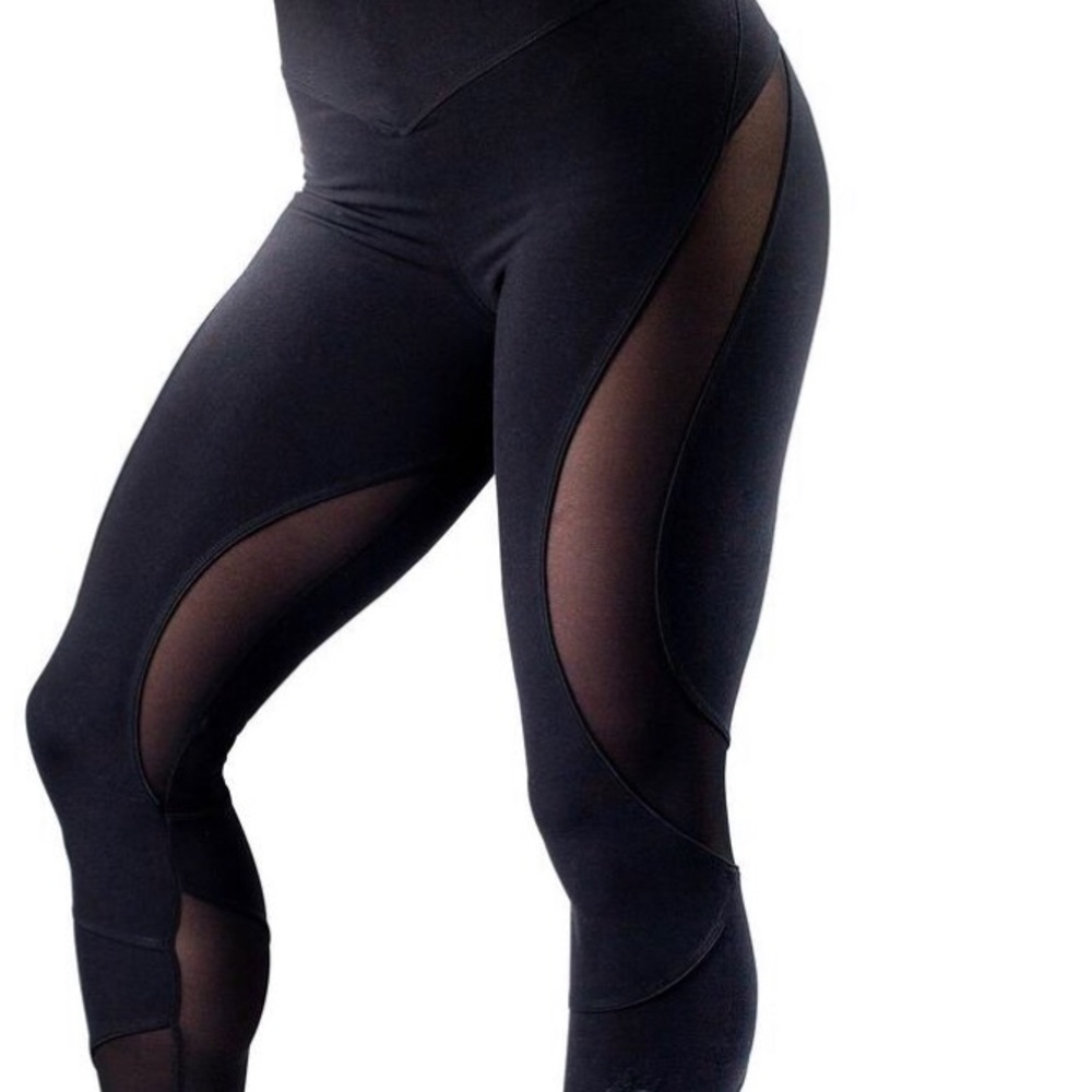 Booty Queen Leggings